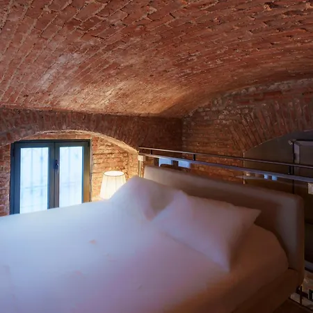 Apartmán Emme Loft I Moon - Urban Stylish Loft *