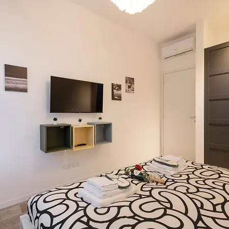 Apartman Caracciolo, 28 - Ampio Per 5, Posizione Perfetta Milánó