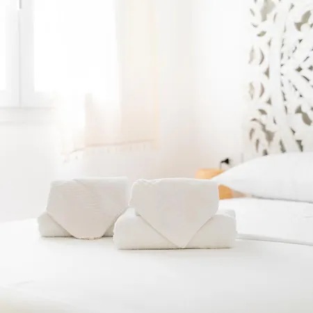 Luxury - Exclusive With Private Box Mailand