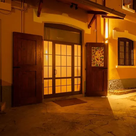 White Moon-emme Loft