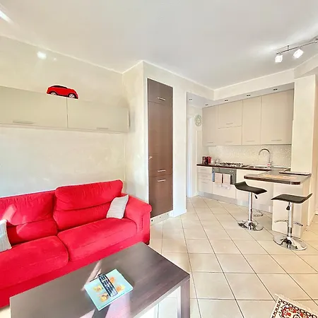 Giannini Apartment *
