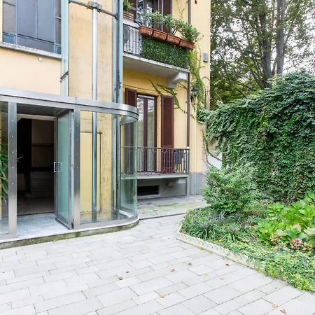 Daplace - Albini Apartment