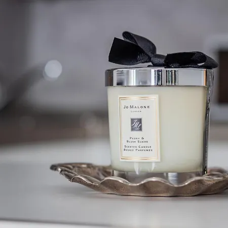 Homeby, Maisonette Lodovica Stylish And Spacious Apartment *