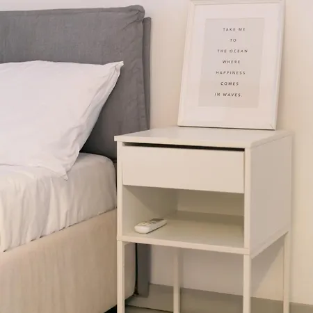 Apartment White And Brown Exclusive Loft With Terrace - Free Parking - M2 Station *