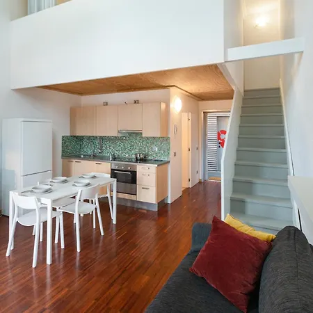 White And Brown Exclusive Loft With Terrace - Free Parking - M2 Station Apartment
