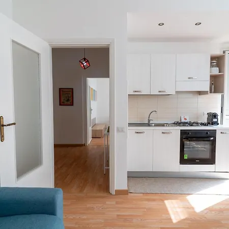 Sun & Color - - 20 Mins Citycenter Apartament Mediolan