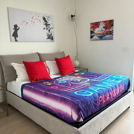 Torre Skyview Gym Pool & Rooftop Apartment Milan