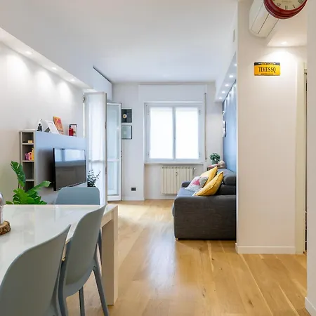 Apartment Casa B!- Rifugio Artistico Giambellino M4 Milan