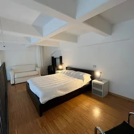 Loft Industrial Revival Prázdninový dům