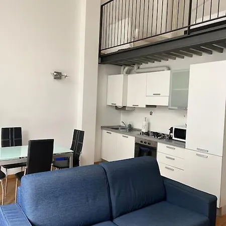 Loft Industrial Revival Holiday home Milan