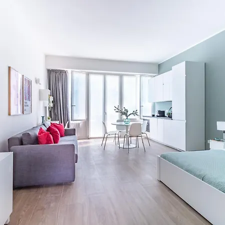 Ampi Monolocali In Via Pirandello - Washington