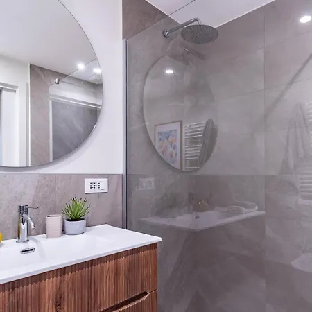 Daire Ampi Monolocali In Via Pirandello - Washington