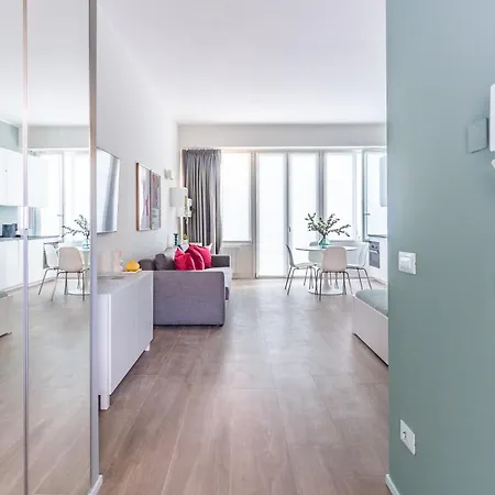 Ampi Monolocali In Via Pirandello - Washington Milano