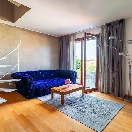 Fiftyfive-one Zuretti *