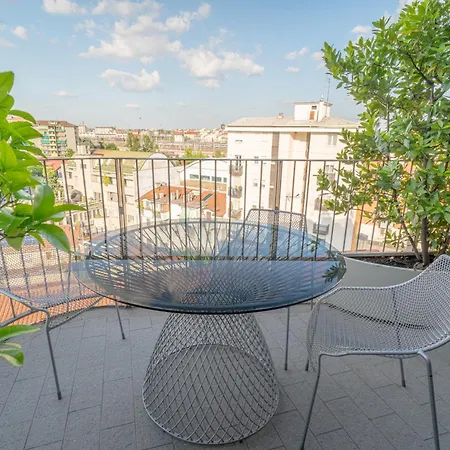 Fiftyfive-one Zuretti Aparthotel Milan