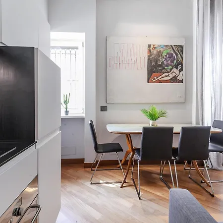 Apartmán San Babila Executive - Discover The Historic Centre Of *