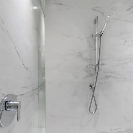 San Babila Executive - Discover The Historic Centre Of *