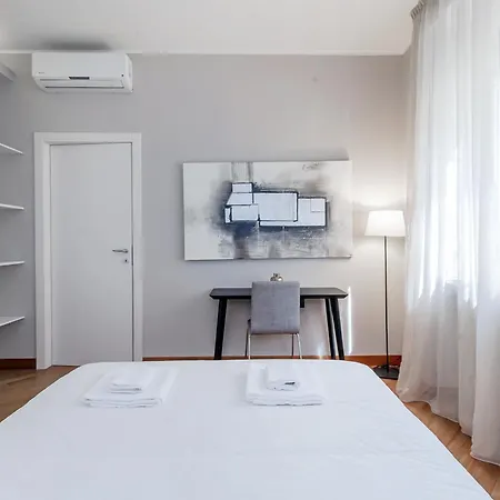 Apartmán San Babila Executive - Discover The Historic Centre Of *