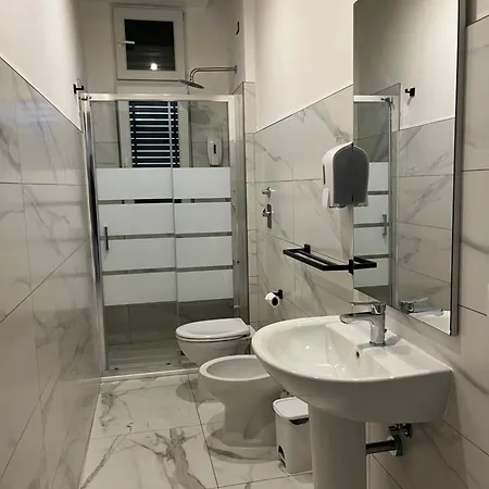 Bocconi - Jcube Hotellerie *