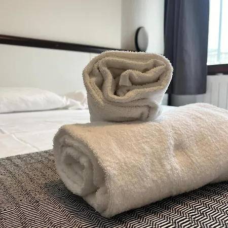 Апартаменты Jcube Precotto *