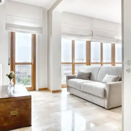 Amazing Center Skyline Apartment Milan