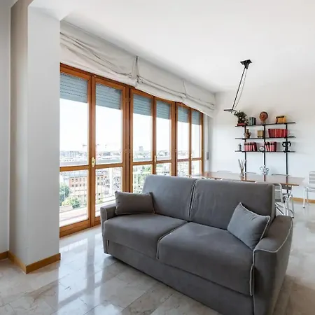 Amazing Center Skyline