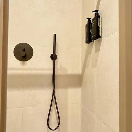 Konukevi Ca Bela - Mercadante Milano