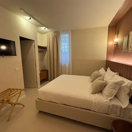 Ca Bela - Mercadante 3* Milano