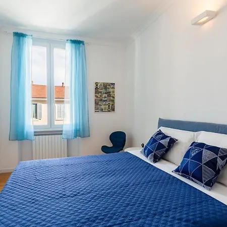 Lux Navigli Center * ميلان