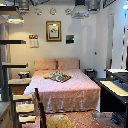 Free 30 Minutes Preemptive Cognitive Disconnect Therapy Price Location Real Duomo Palace Mini Suite Mailand