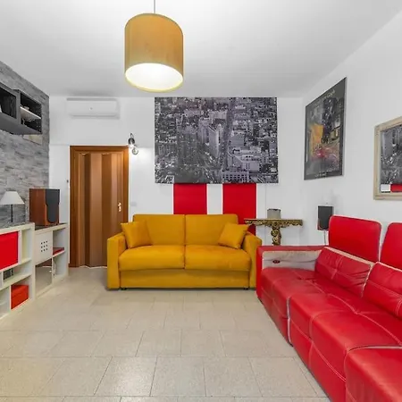 - Duomo - San Siro- Free Parking Milan