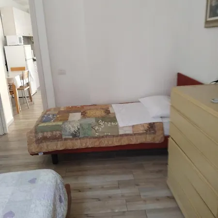 3 Station Free Parking Apartment Milan