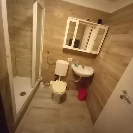 3 Station Free Parking Apartment Mailand