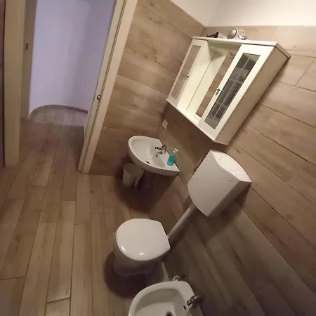 Apartment 3 Station Free Parking Milan