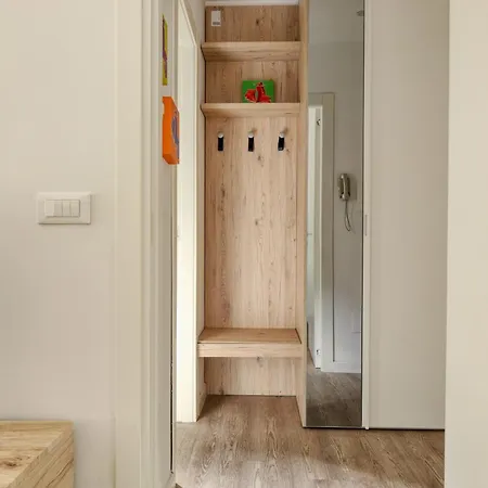 Joivy Delightful Near Parco Tre Torri Апартаменты Милан