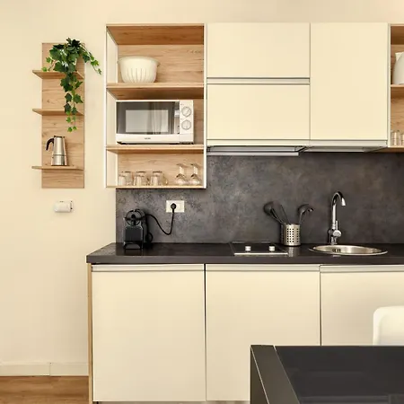 Joivy Delightful Near Parco Tre Torri Apartament