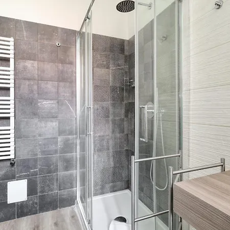 Апартаменты Joivy Delightful Near Parco Tre Torri Милан