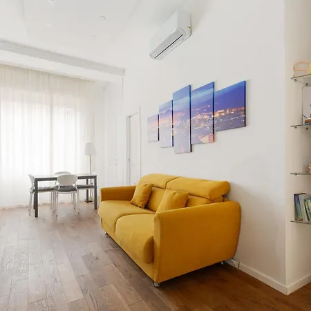 Repubblica - - Moderno Trilocale *