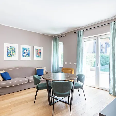 Easylife - - Buonaparte 68s - Castello Sforzesco *