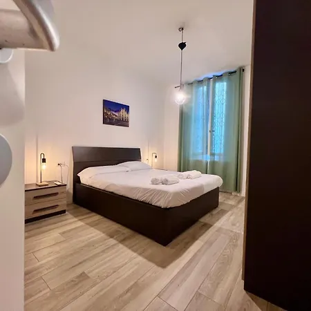 Kibilu - Via Valtellina - Quartiere Isola - Stazione Garibaldi - Monumentale - Vicinanze Brera *