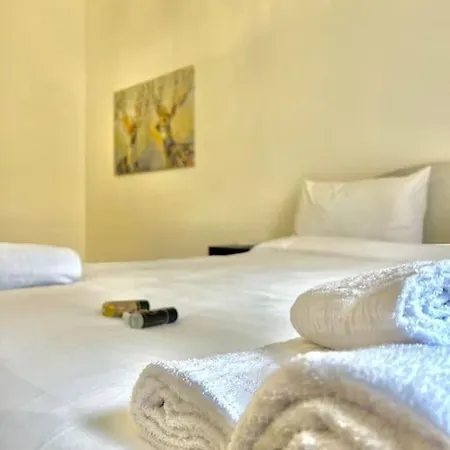 Isola Maciachini Mm 3 - Moderno Trilocale Con Balcone 10 Min Da Stazione Apartment *