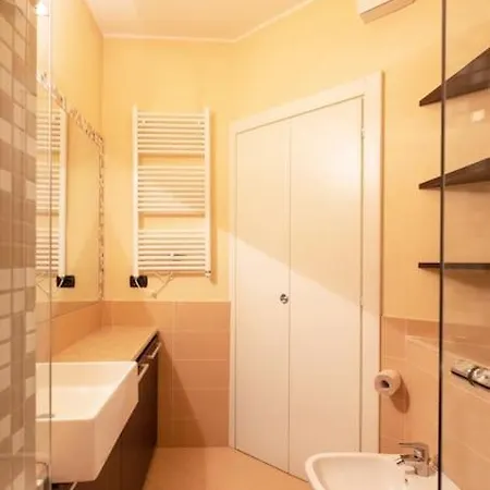 Spacious Two Bedrooms Solari Area - Mirable Pm Milan