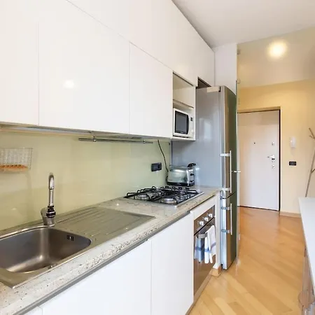Spacious Two Bedrooms Solari Area - Mirable Pm *