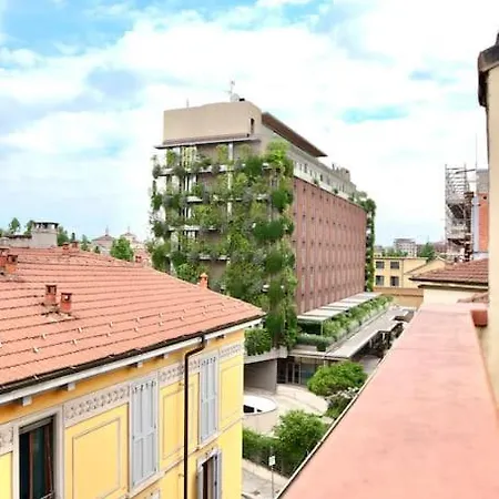 Old Apartment Milan