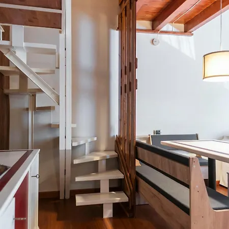 Trilocale Con Soppalco ميلان