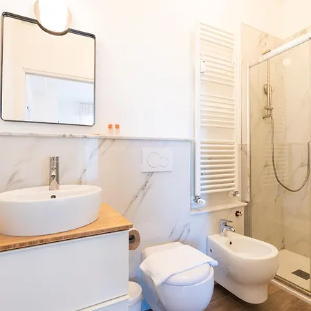 Moderno Bilocale Sui Navigli - Mirable Pm Apartament Mediolan