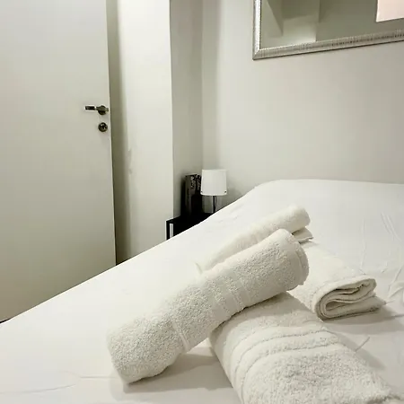 Da Sogno Al Rifugio Merini In Centro Milan