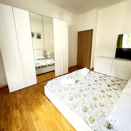 Casa Corner Lejlighed Milano