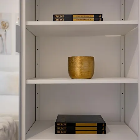 8 Luxury - Centro - Porta Venezia Apartamento