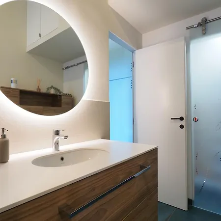 Apartment Primopiano - Giulio Cesare Milan
